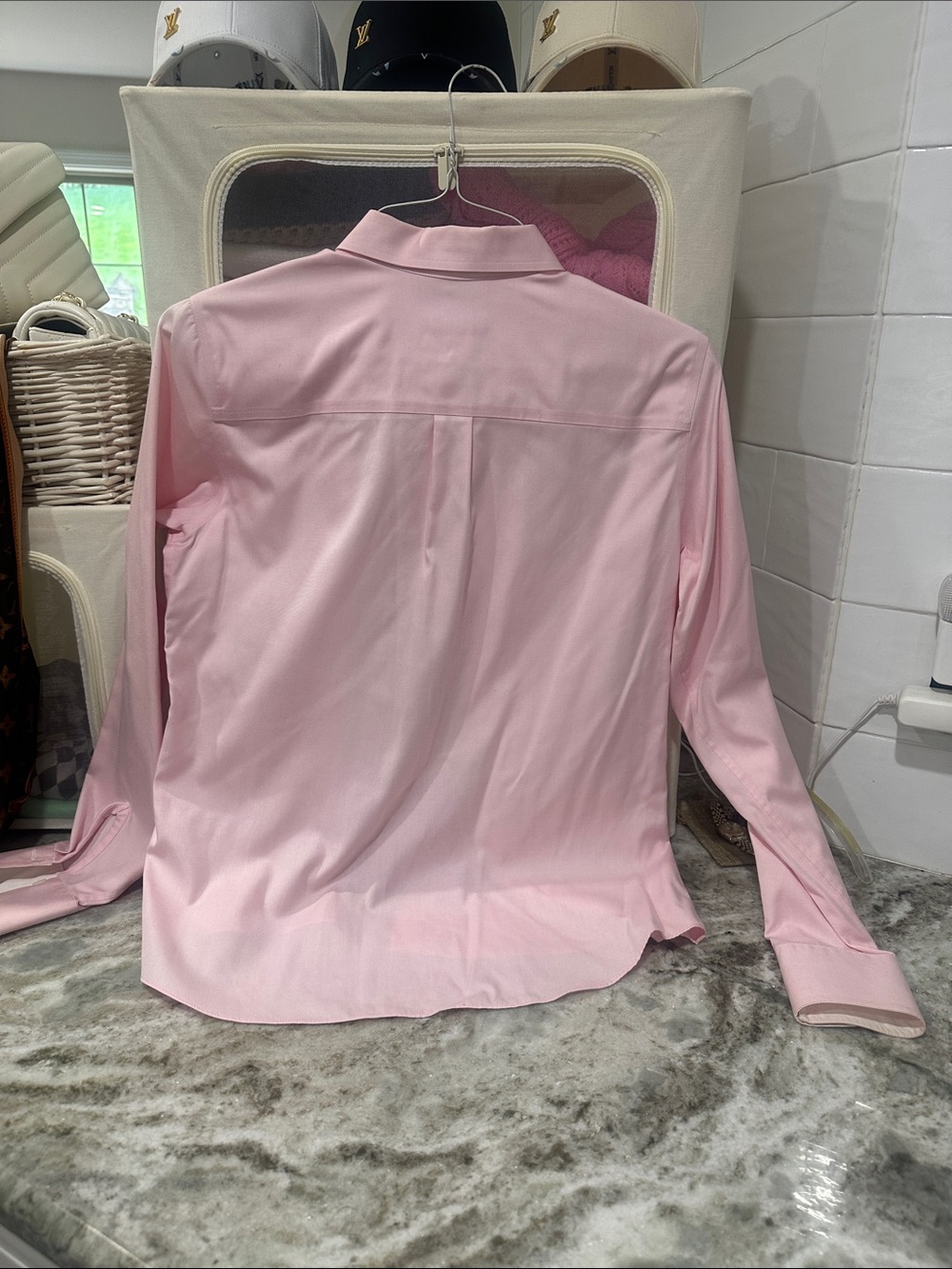 Liz Claiborne Light Pink WOMENS Dress Shirt - Picture 3 of 3